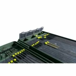 Caja De Aparejos RidgeMonkey Armory -Bobinas a granel Ventas 2023 Rig20Box20Detail205 550x550w